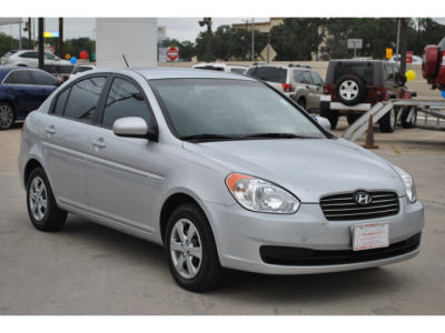 2011 Hyundai Accent  GLS