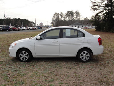 2011 Hyundai Accent  GLS