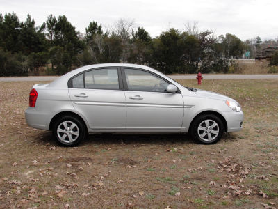 2011 Hyundai Accent GLS
