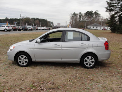 2011 Hyundai Accent GLS