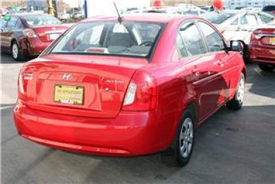 2011 Hyundai Accent GLS