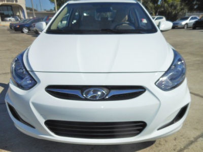 2012 Hyundai Accent  GLS