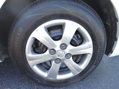 2012 Hyundai Accent  GLS