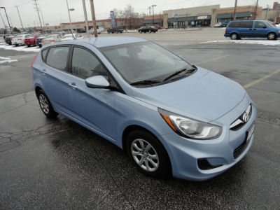 2012 Hyundai Accent  GS