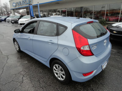 2012 Hyundai Accent  GS