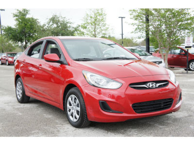 2012 Hyundai Accent GLS