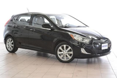 2012 Hyundai Accent SE