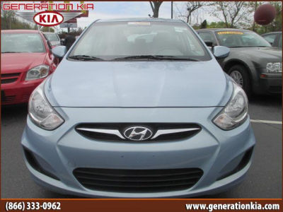 2012 Hyundai Accent  GLS