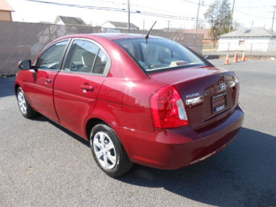 2010 Hyundai Accent  GLS