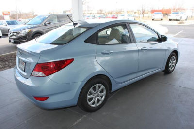 2012 Hyundai Accent GLS