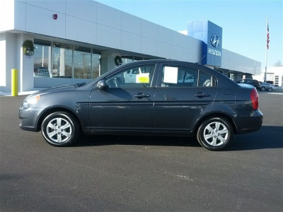 2011 Hyundai Accent GLS