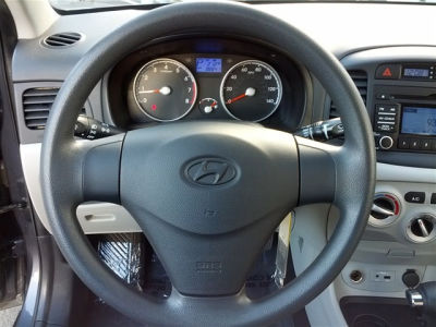 2011 Hyundai Accent GLS