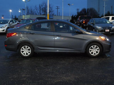 2012 Hyundai Accent  GLS