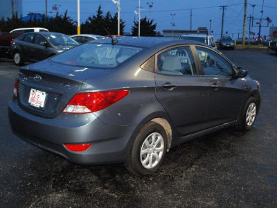 2012 Hyundai Accent GLS