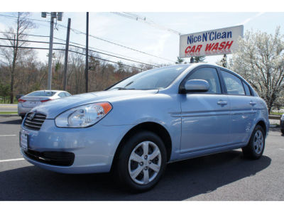 2011 Hyundai Accent GLS
