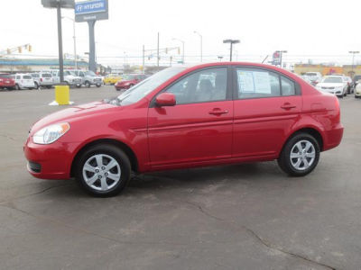 2011 Hyundai Accent  GLS