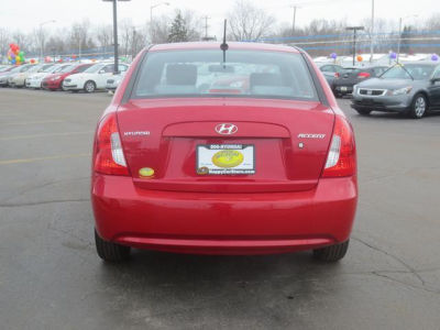2011 Hyundai Accent  GLS