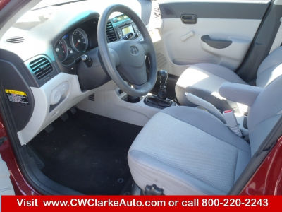 2011 Hyundai Accent  GLS