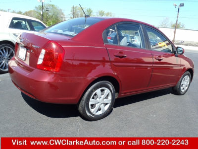 2011 Hyundai Accent  GLS