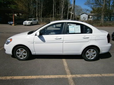 2009 Hyundai Accent GLS