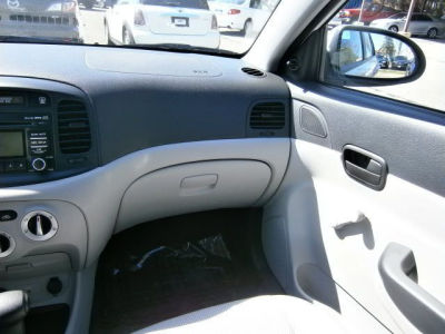 2009 Hyundai Accent GLS