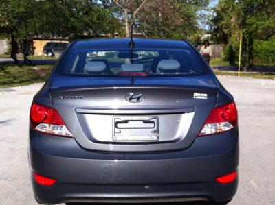 2012 Hyundai Accent  GLS