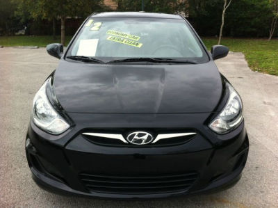 2012 Hyundai Accent GLS
