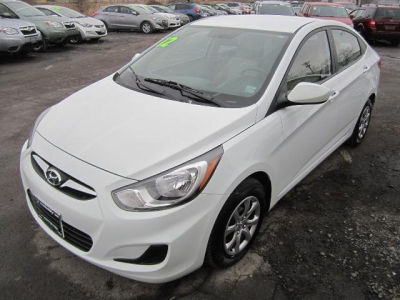 2012 Hyundai Accent GLS