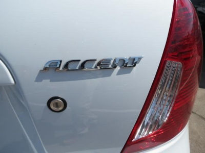 2011 Hyundai Accent GLS