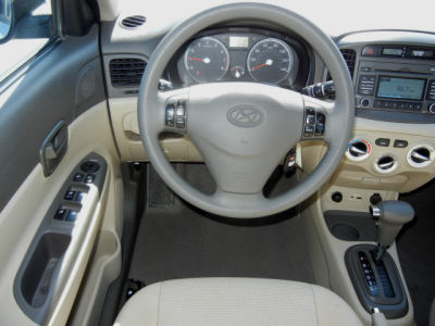 2011 Hyundai Accent GLS