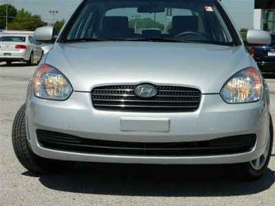 2011 Hyundai Accent  GLS
