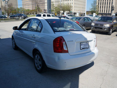 2011 Hyundai Accent GLS