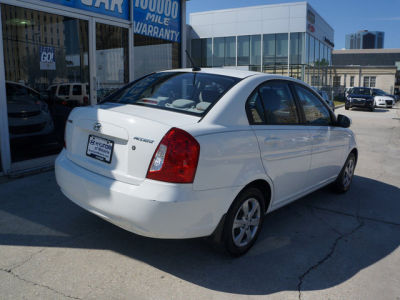 2011 Hyundai Accent GLS