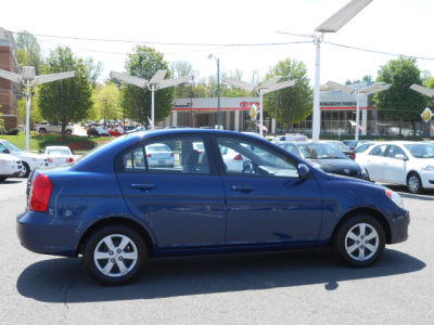 2011 Hyundai Accent  GLS