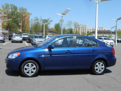 2011 Hyundai Accent  GLS