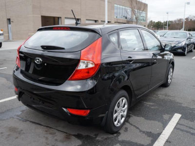 2012 Hyundai Accent  GS