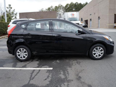 2012 Hyundai Accent  GS