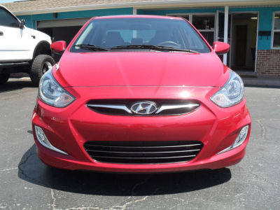 2012 Hyundai Accent  GLS