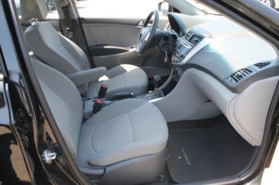 2013 Hyundai Accent  GLS