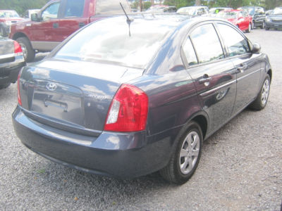 2010 Hyundai Accent  GLS