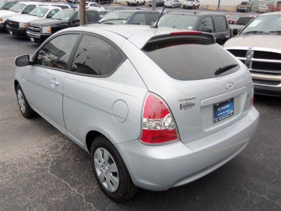 2011 Hyundai Accent  GS