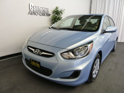 2012 Hyundai Accent  GLS