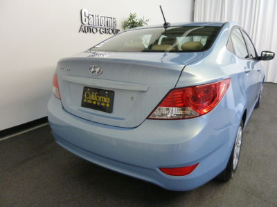 2012 Hyundai Accent  GLS