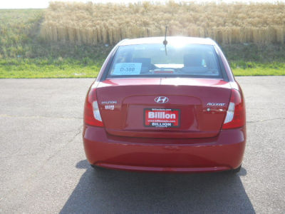 2011 Hyundai Accent GLS
