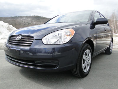 2011 Hyundai Accent  GLS