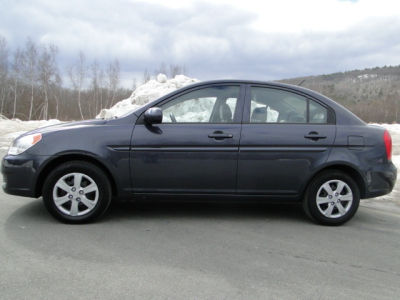 2011 Hyundai Accent  GLS