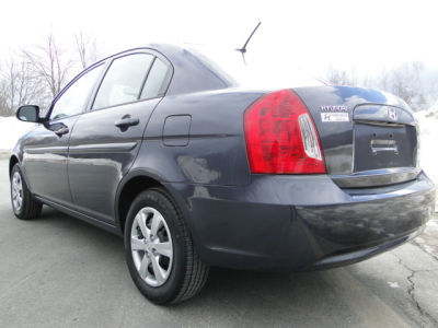 2011 Hyundai Accent  GLS