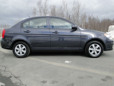 2011 Hyundai Accent  GLS