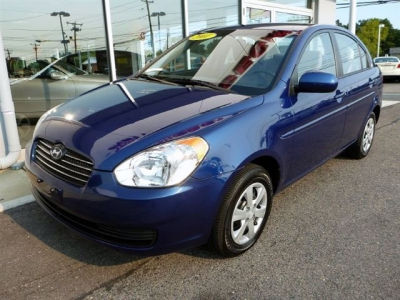 2011 Hyundai Accent  GLS