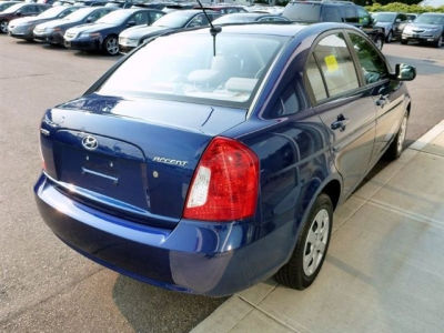 2011 Hyundai Accent  GLS
